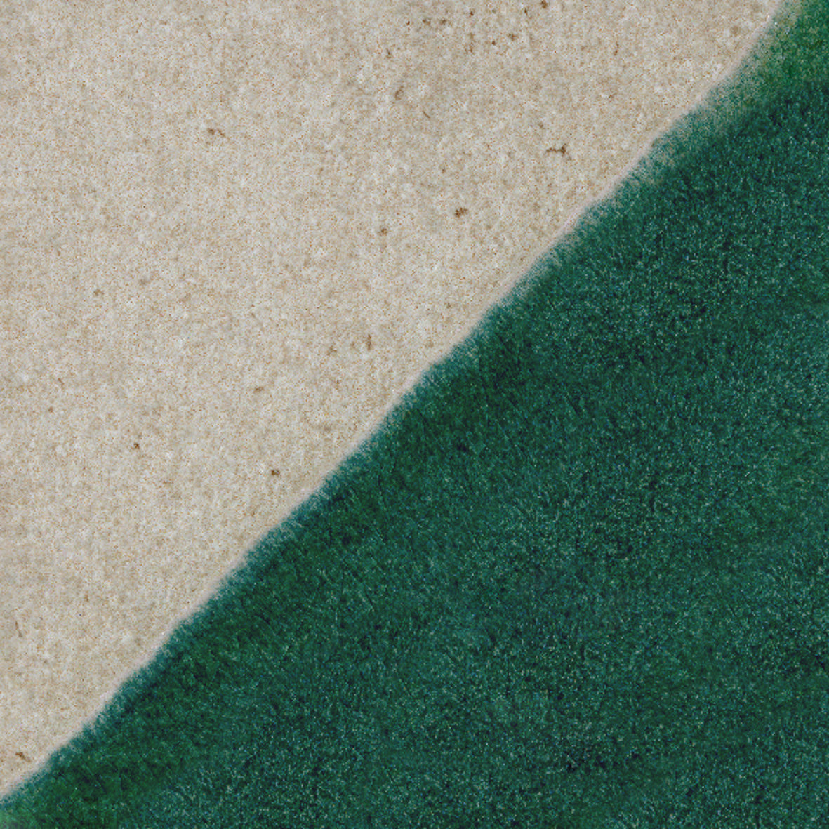 SERENA TAUPE ANGLE PINE 15*15