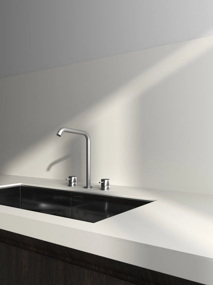 ERA WHITE 320*160